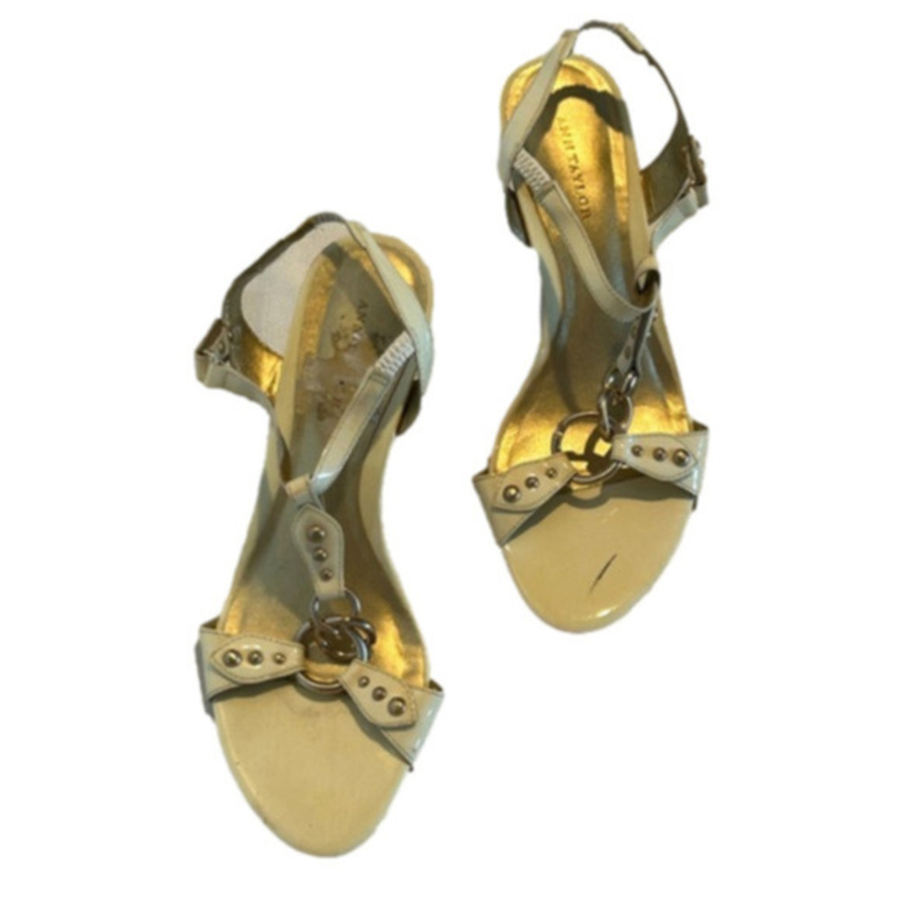 Vintage Ann Taylor cream patent leather high heel sling back sandal size…